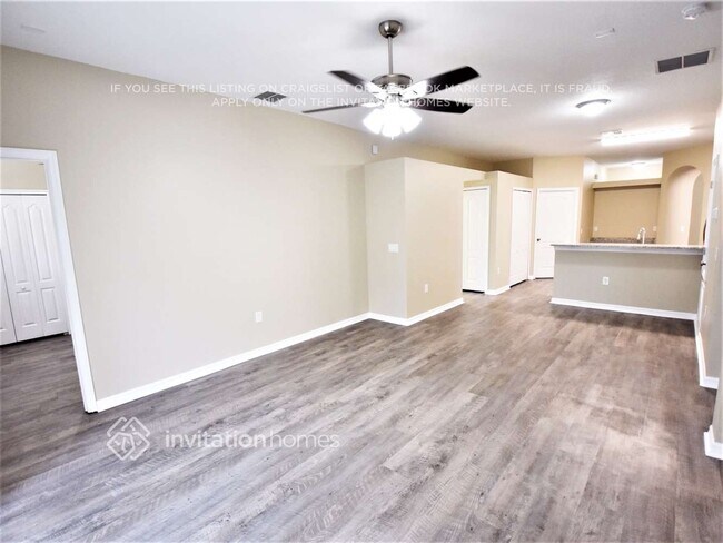 Building Photo - 751 Home Grove Dr