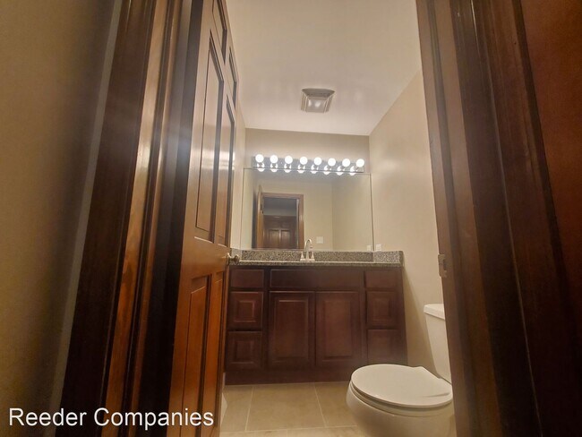 Foto del edificio - 2 br, 1.5 bath House - 6847 Hohman Ave.