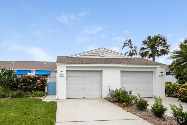 Building Photo - 825 Waterside Ln