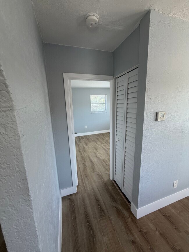 Foto del edificio - 425 SW 21st Ave