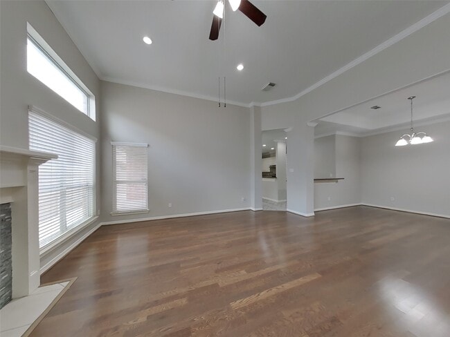 Building Photo - 6855 Tournament Dr