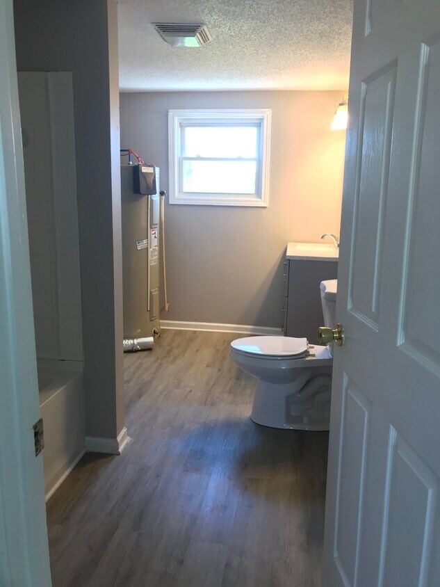 Foto principal - 1045 5th St