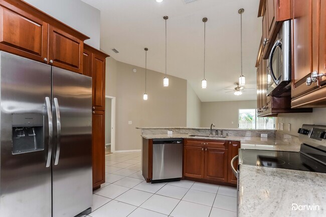 Building Photo - 1202 FRANFORD DR, BRANDON, FL 33511