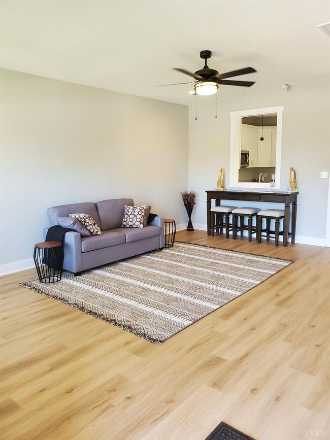 Building Photo - Sunburst Villas - Campbell County - Brookv...