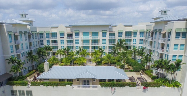 Building Photo - 480 Hibiscus St