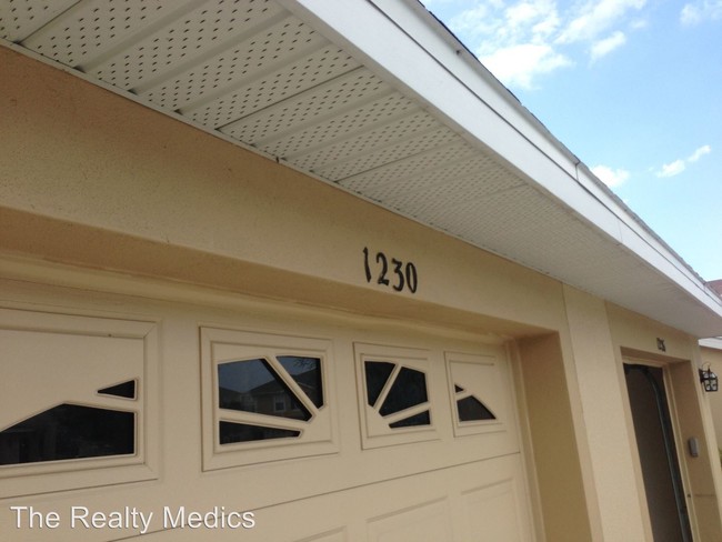 Foto del edificio - 1230 Falling Star Ln