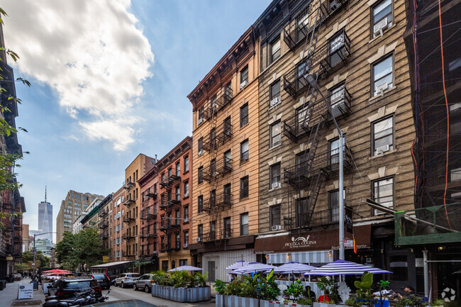 Northeast Corner - 73 Thompson St