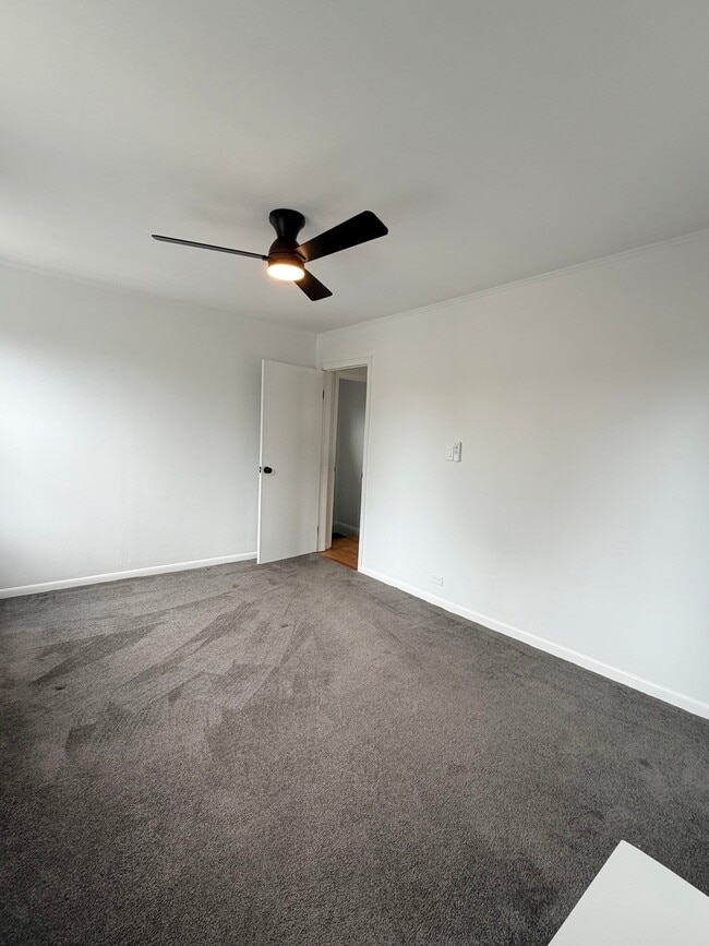 Photo - 51 W Hitchcock Ave (Floral Park, NY) Apartment