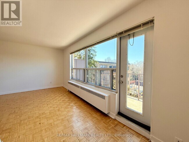 Building Photo - 28 Upper Canada Dr