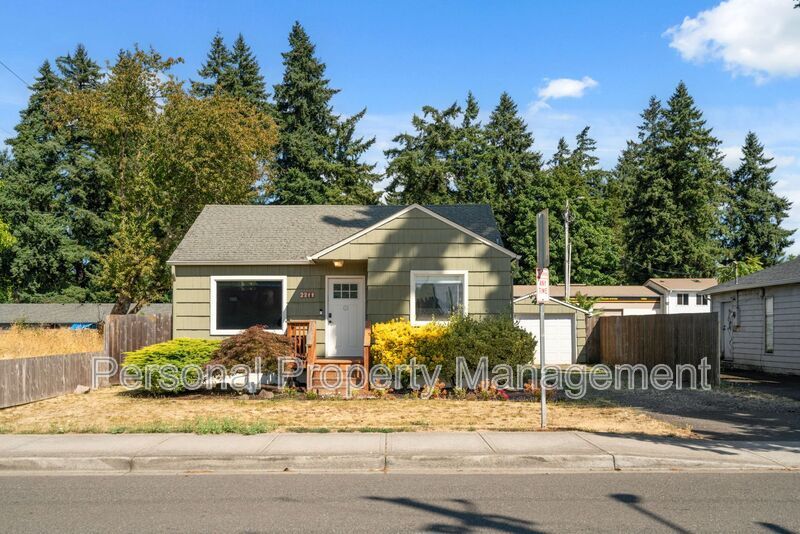 Primary Photo - 2311 Neals Ln