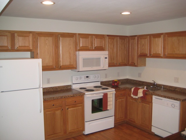 kitchen - Washington Heights Apartments