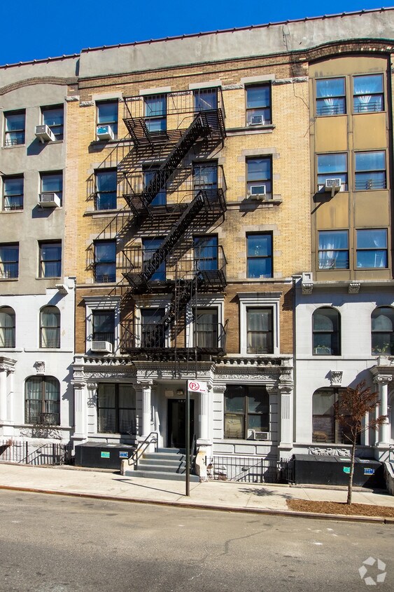Foto del edificio - 107 W 113th St