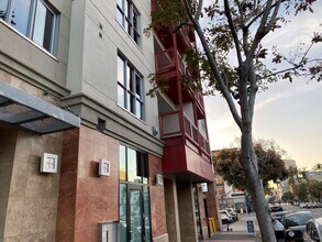 Building Photo - 875 G St