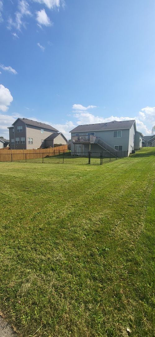 Building Photo - NW Rochester 4 bedroom 3 bath 2 car attach...