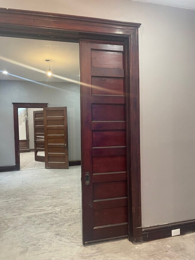 Foto del edificio - 2926 Dodier St