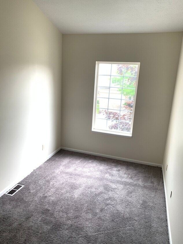 Loft Space- 2nd Floor - 5424 Nighthawk Dr