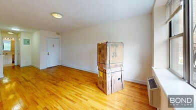 Building Photo - 238 E 36th St