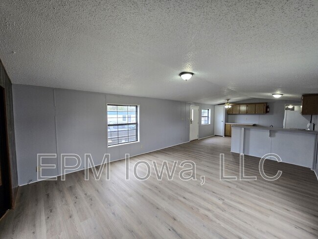 Foto del edificio - 700 W Ridgeway Ave