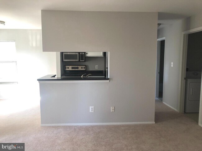 Building Photo - 1793 Jonathan Way