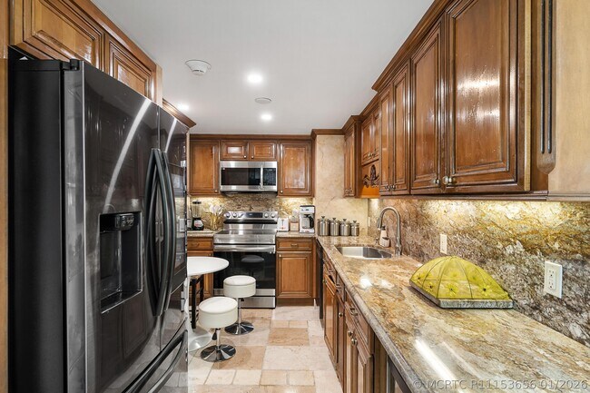 Foto del edificio - 5600 N Flagler Dr