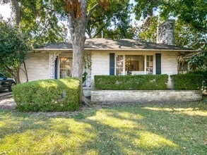 Building Photo - 3137 Lovers Ln