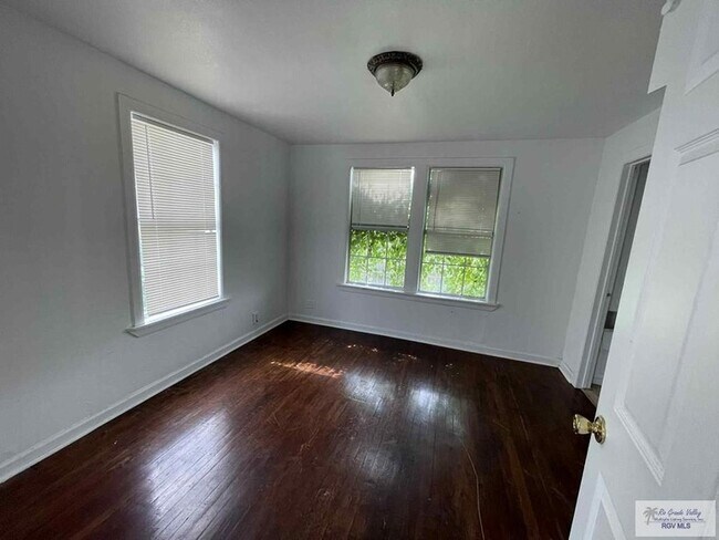 Foto del edificio - 521 N 9th St