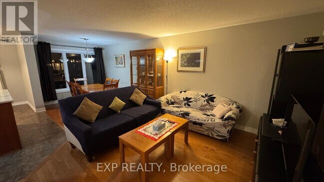 Building Photo - 356 Tourmaline Cres