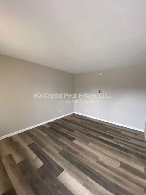 Building Photo - 1306 9th St