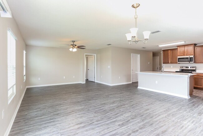 Building Photo - 3434 Canyon Falls Dr