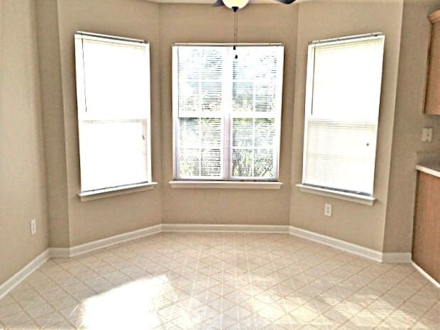 Building Photo - 9117 Hollow Ridge Ln