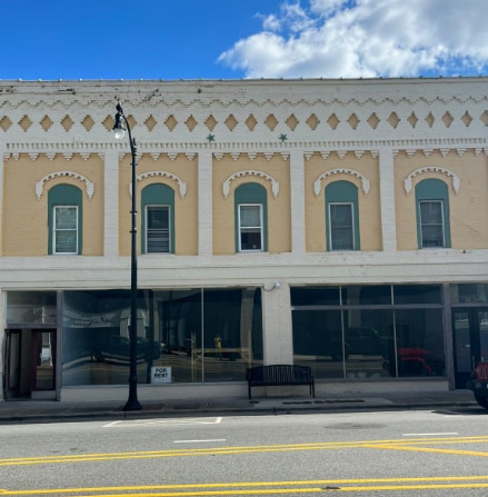 Building Photo - 624 Washington St