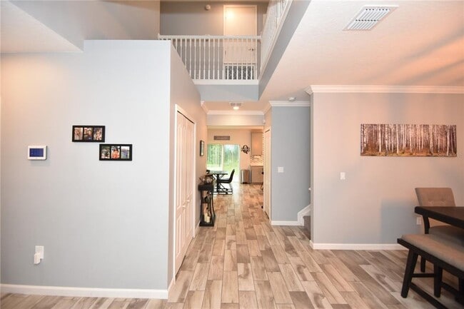 Building Photo - 124 Oakleaf Way