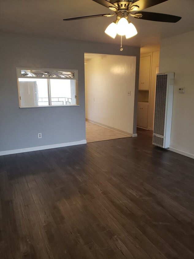 Primary Photo - Open Floor Plan - 2BR/1BA End Unit with ba...