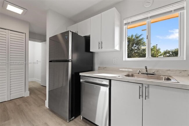 Foto del edificio - 6255 SW Kendale Lakes Cir