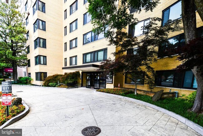 Foto del edificio - 5410 Connecticut Ave NW