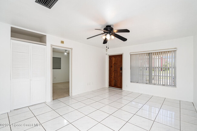 Building Photo - 2677 Sarno Rd