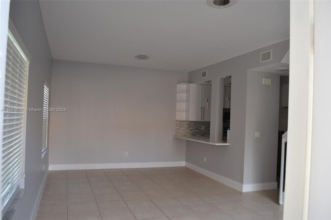 Building Photo - 2336 Anchor Ct