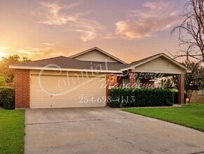 Building Photo - 2030 Rain Dance Loop