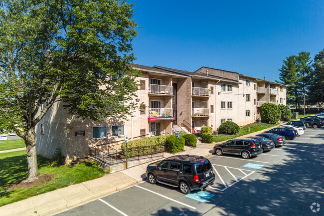 Building Photo - Providence Hall Apartments