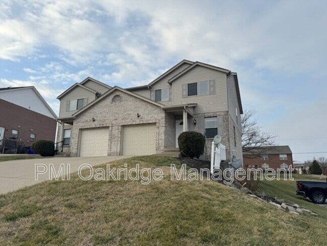 Foto del edificio - 749 Charlton Ct