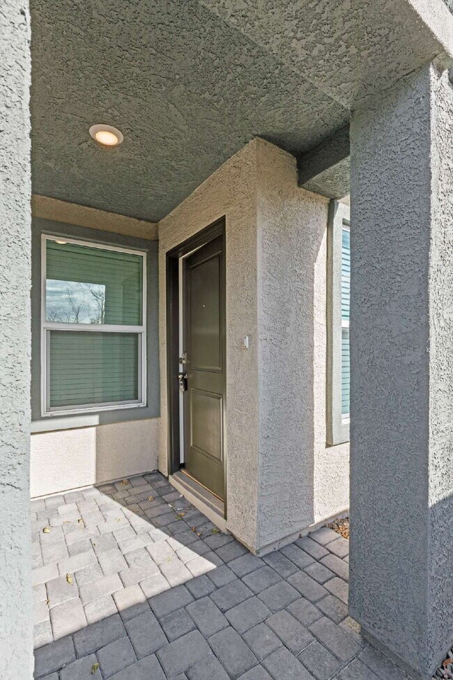 Building Photo - 4919 Olive Mesa Ave