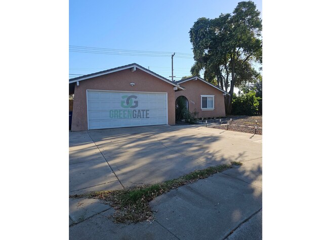 Foto del edificio - 3 Bedroom, 2 Bathroom Home Now Available!