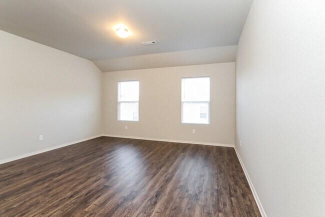 Foto del edificio - 2048 Bentwood Dr
