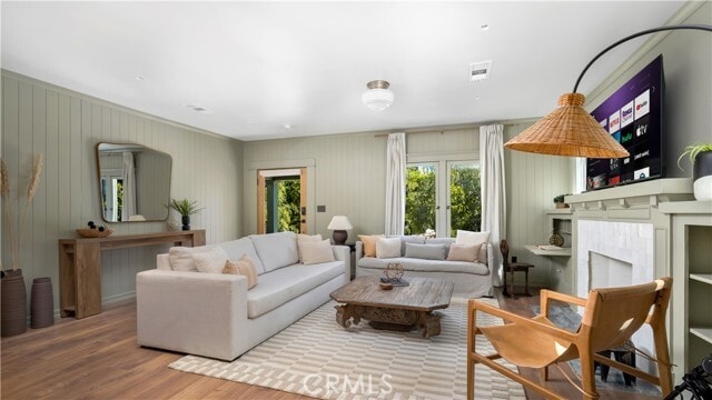 Foto del edificio - 1351 Seward St