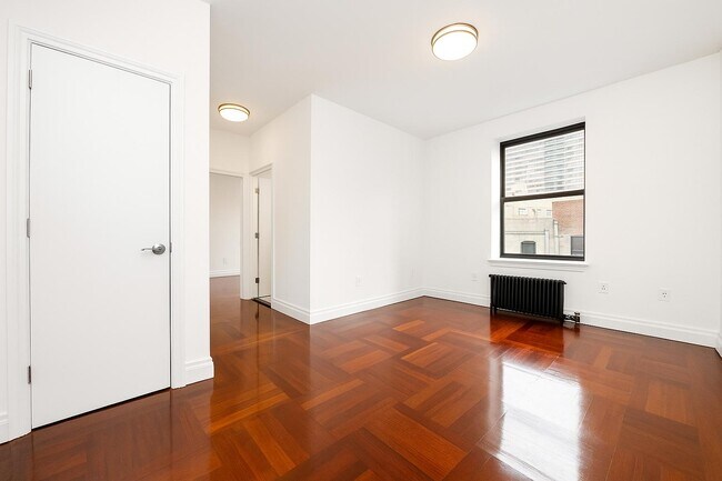 Foto del edificio - 609 W 137th St