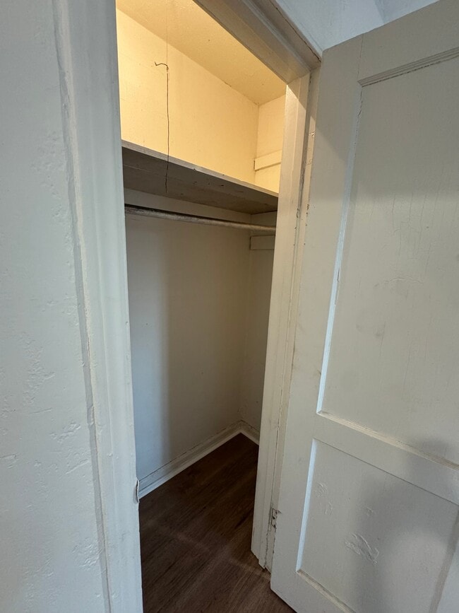 Building Photo - 3600 S Tyler St
