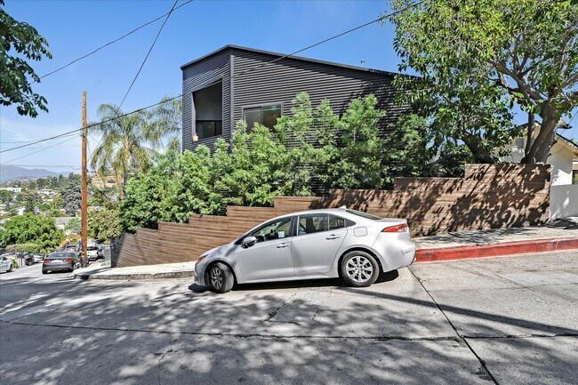 Foto del edificio - 2269 Cazador Dr