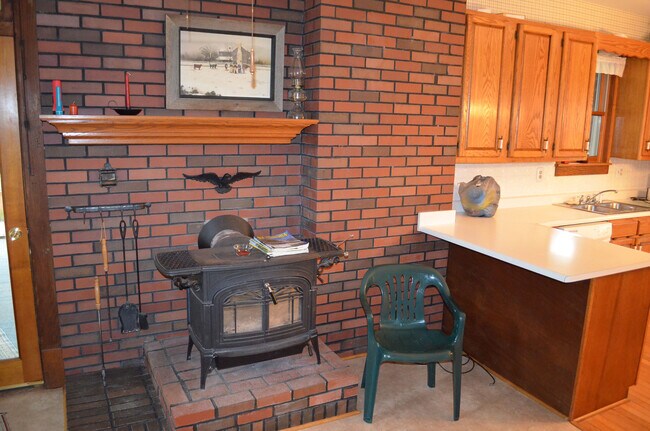 Building Photo - 14558 Gardner Ln