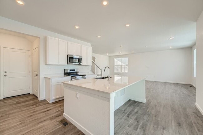 Building Photo - 24491 E Atlantic Dr