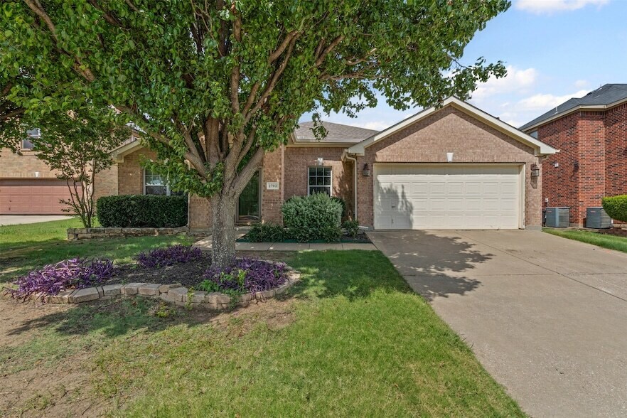 Primary Photo - 2702 Shilo Ct